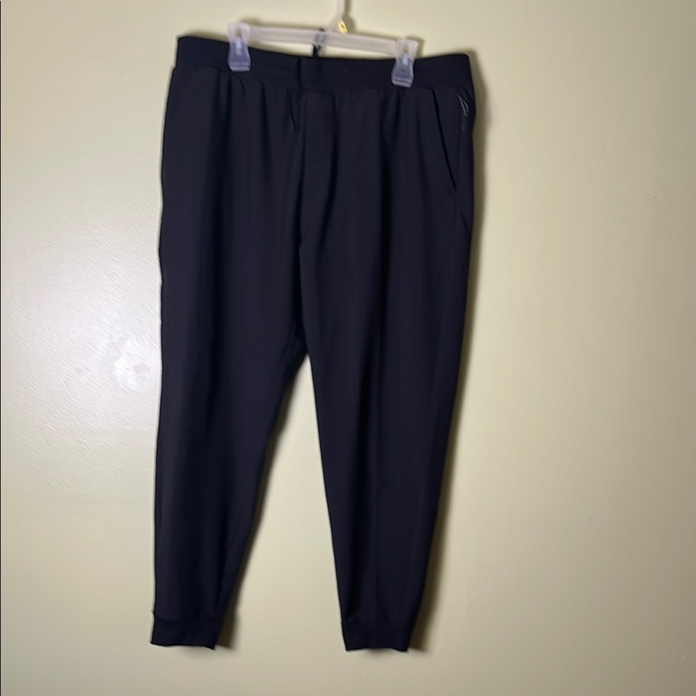 FLX Men's Black Jogger Pants Size XL.